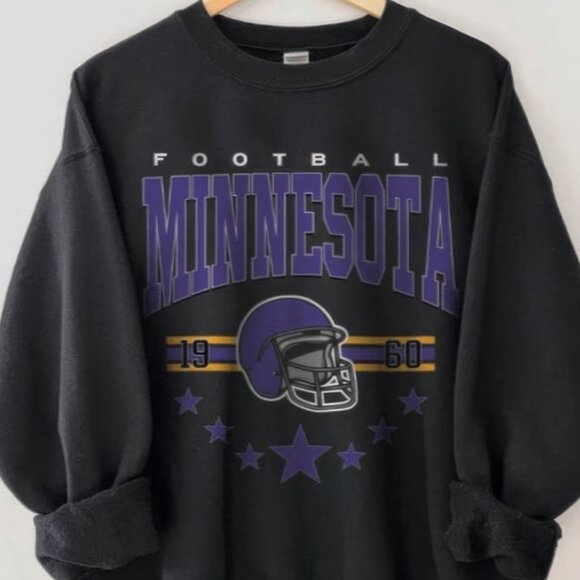 Minnesota Football shirt, Vintage 90s Minnesota crewneck sweatshirt unisex black - Picture 2 of 4